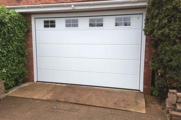 electric roller garage doors luton