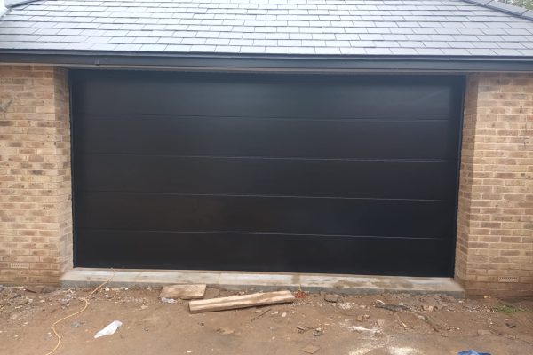 garage doors watford