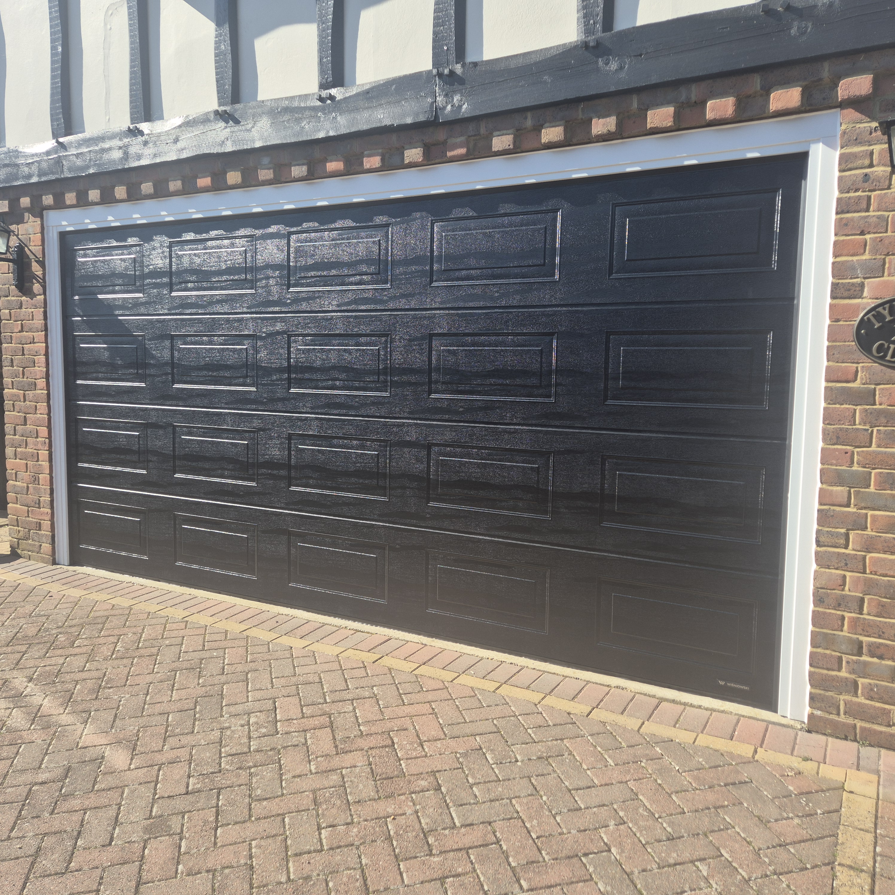 new georgian sectional garge door fitted in kings langley, hertfordshire