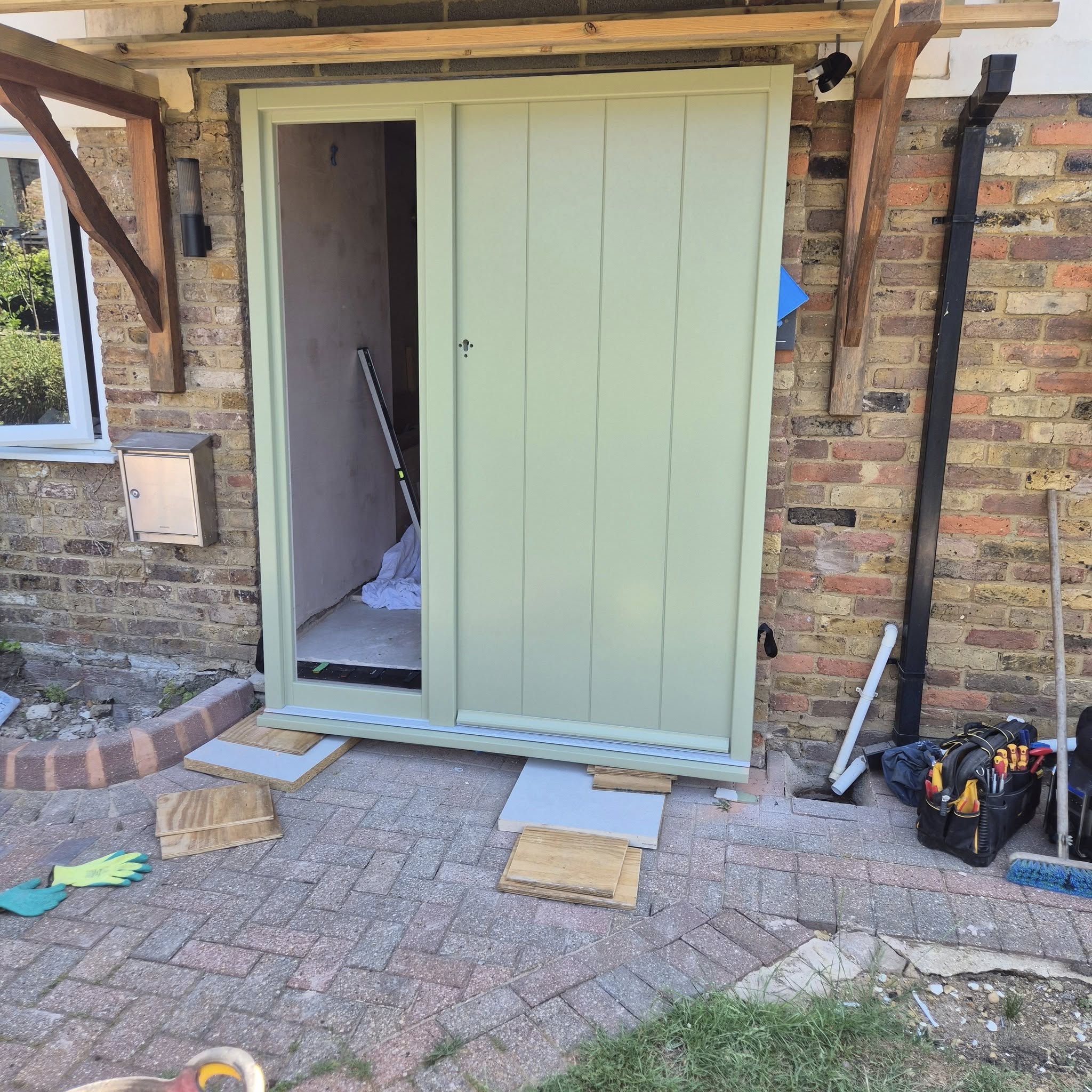 installing new timber entrance door berkhamsted