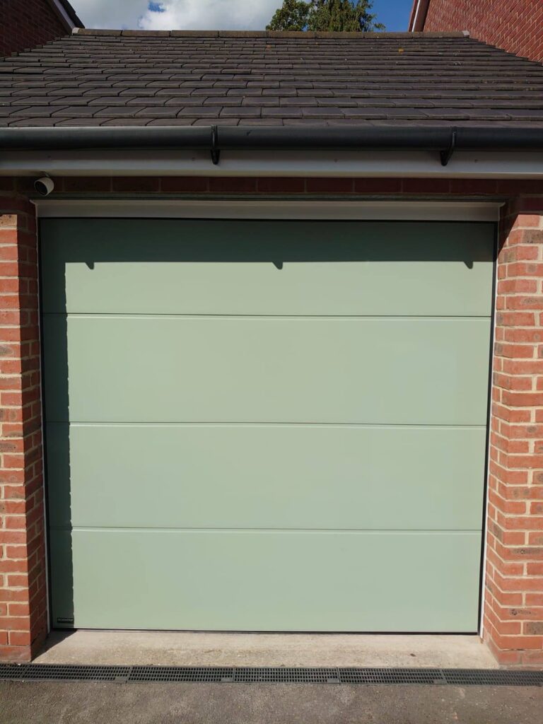 Teckentrup GSW40-L Solid rib sectional in Sage Green