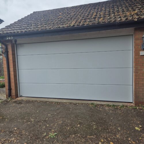 Teckentrup GSW40-L Sectional Garage Door – Aylesbury